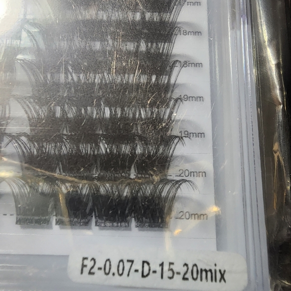 New Fadlash Individual Lashes  Curl DIY Extenstions Clusters 15-20mm - Picture 4 of 11